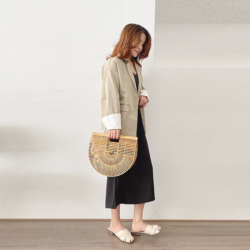 Elegant Female Weave Tote Bag Fashion New High quality Women's Designer Handbag Large Saddle bag Straw Beach Travel bag