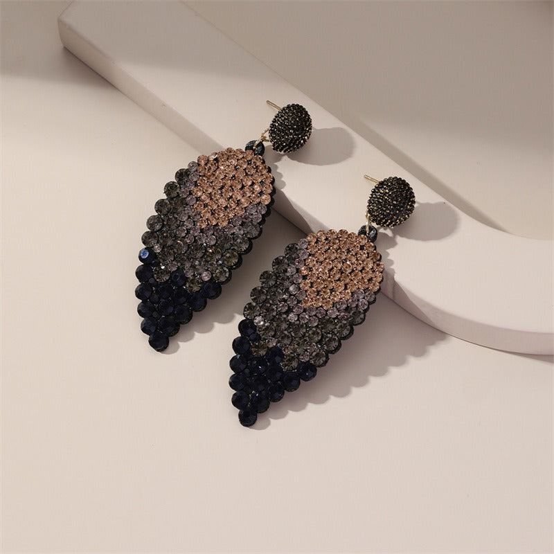 Leaf sparkling diamond minimalist earrings